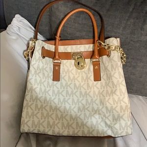 michael kors purse